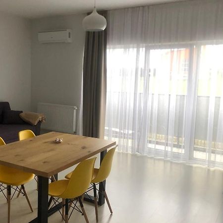 Smart Apartament Apartment ออราแด ภายนอก รูปภาพ